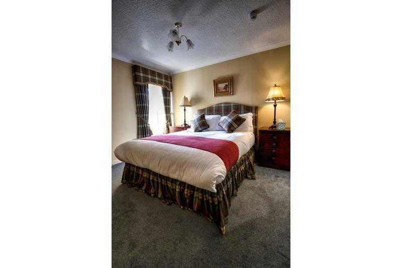 Altnaharra Hotel Лерґ Екстер'єр фото